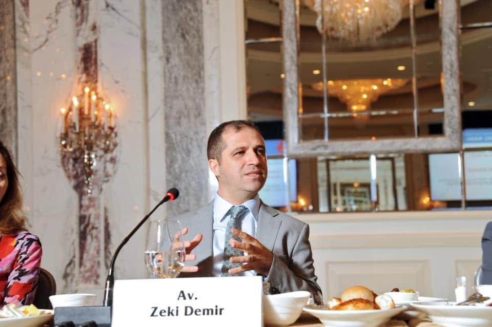 Avukat Zeki Demir